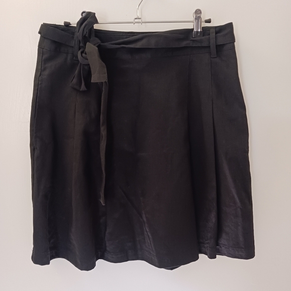 Banana Republic Linen Blend Black Skirt Size 10 Petite - Picture 1 of 8